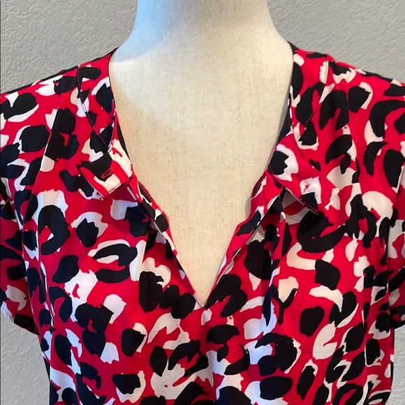 Red and Black Patterned Women's Top by CALVIN KLEIN Sz Med - Picture 3 of 6